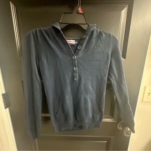 Vineyard Vines Sweater